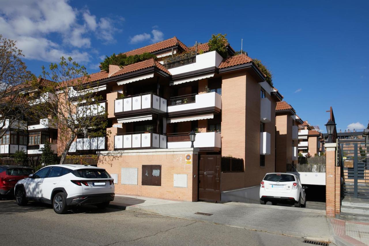 Apartamento Las Rozas Village Экстерьер фото